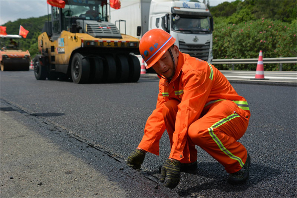 新疆公路養(yǎng)護(hù)資質(zhì)